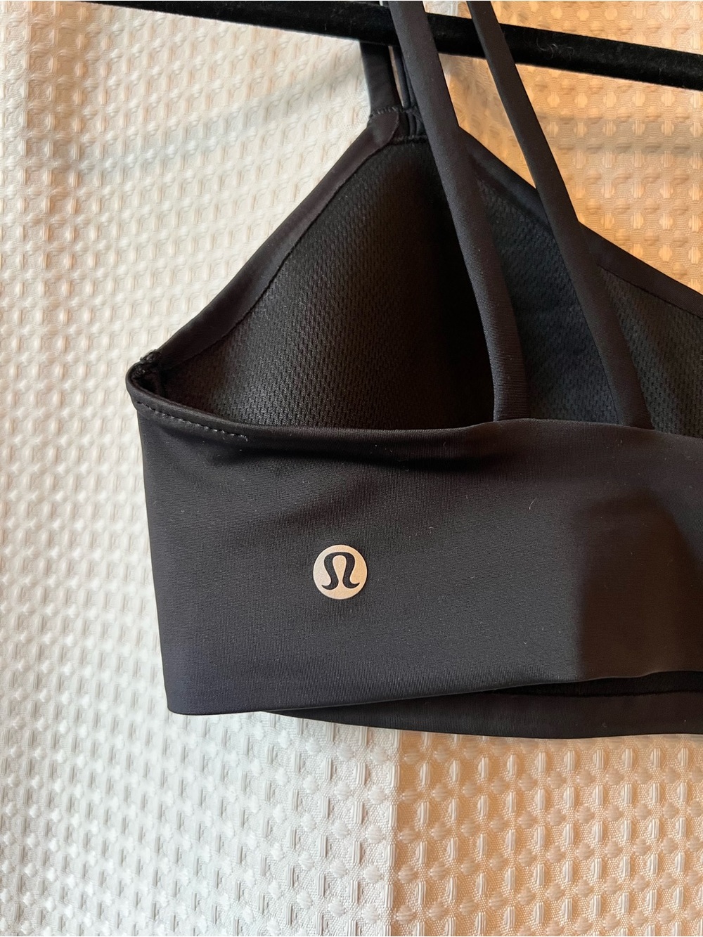 Lululemon Like a Cloud Bra - Size 6 - B/C Cup - Black - Picture 2 of 7